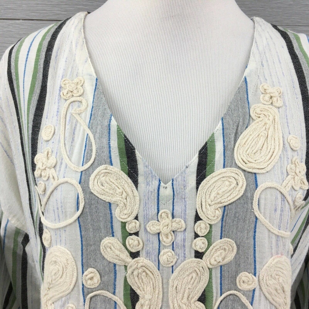 Soft‎ Surroundings Embroidered Beach Top Small - Picture 3 of 7